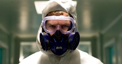 Geçmişin karanlığı, günümüzün aydınlığına meydan okuyor