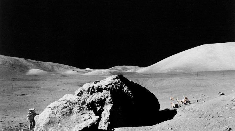 NASA 57 Yıl Sonra Yeniden Ay'a Uçuş Hazırlık Faaliyetlerini Gerçekleştiriyor