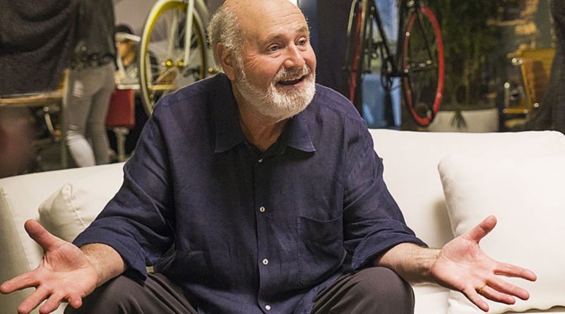 Beklenmedik bir çıkış, Hollywood'da soru işaretleri