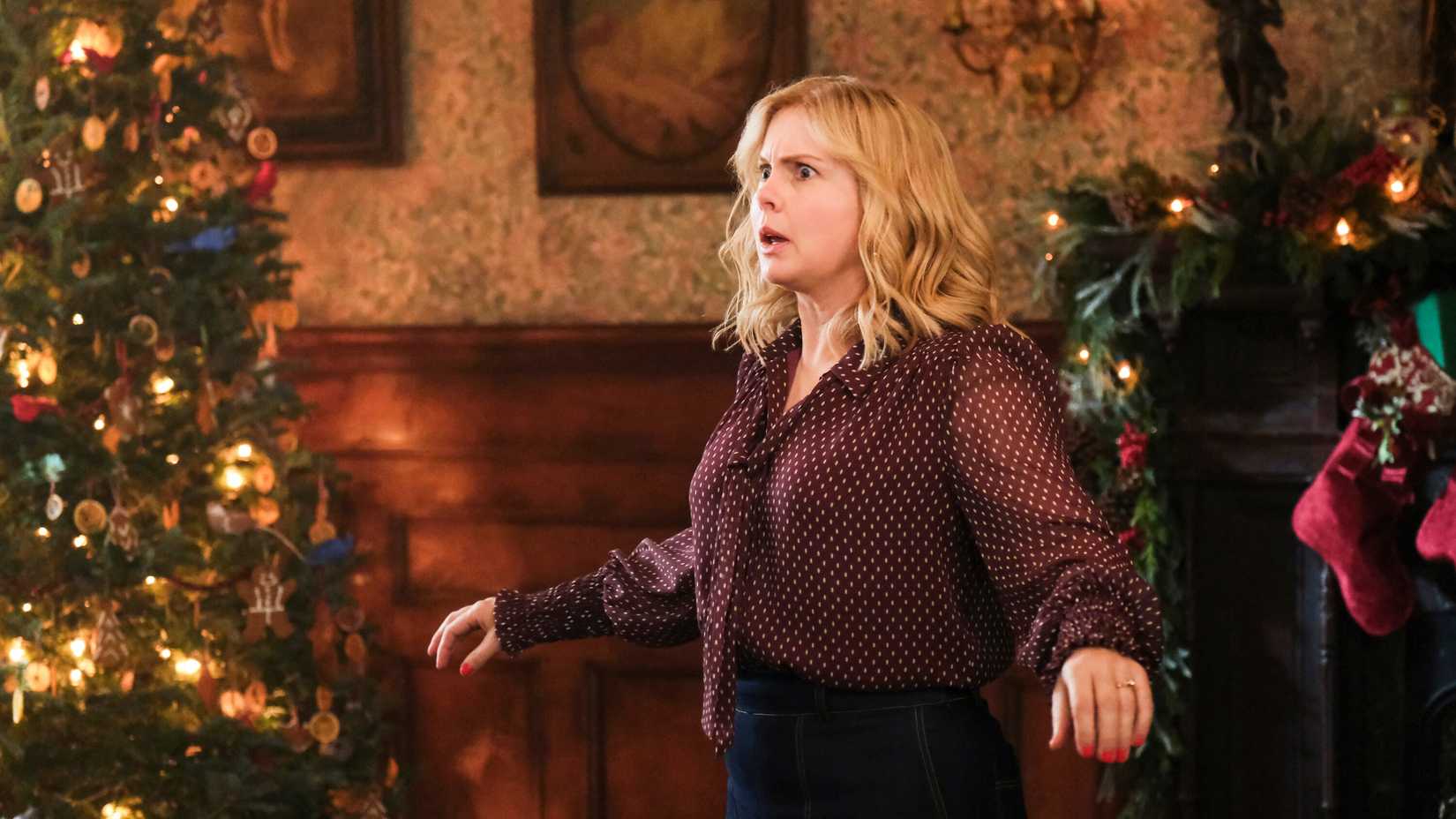 Görkemli Noel atmosferi ve özgün oyunlarla seyirciyi etkiler