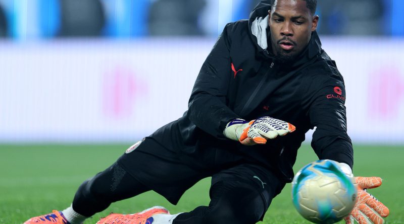 Kaleci krizi mi? Milan, Maignan ile masaya oturacak