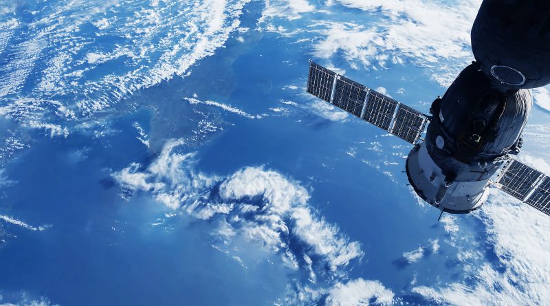 Starlink uydusu patlamaya uğradı, Dünya'ya doğal yolla inişe