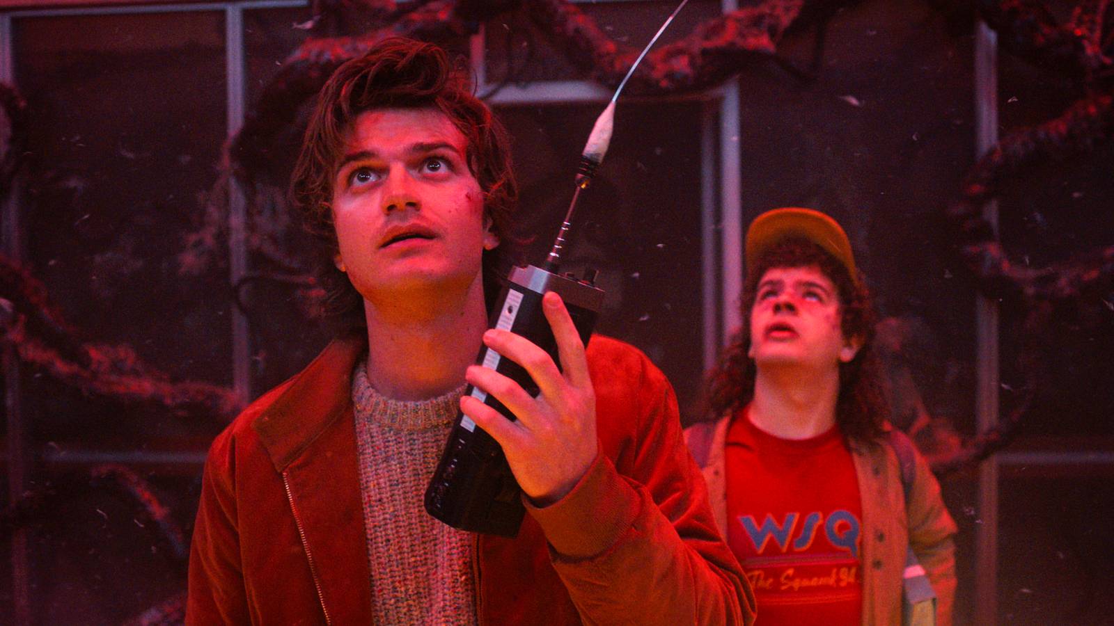 Aşk bitti, yeni başlangıçlar mı geliyor Stranger Things'te?
