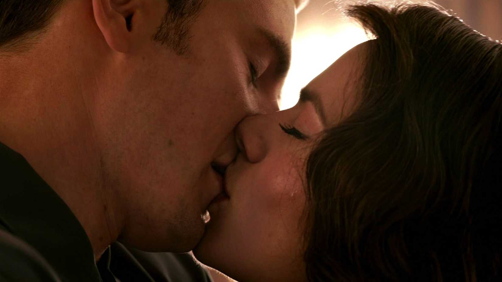 Chris Evans geri döner, Captain America hayata başlar