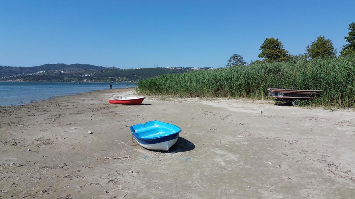 Kocaeli'nde alarm: Sapanca Gölü susuzluğa teslim