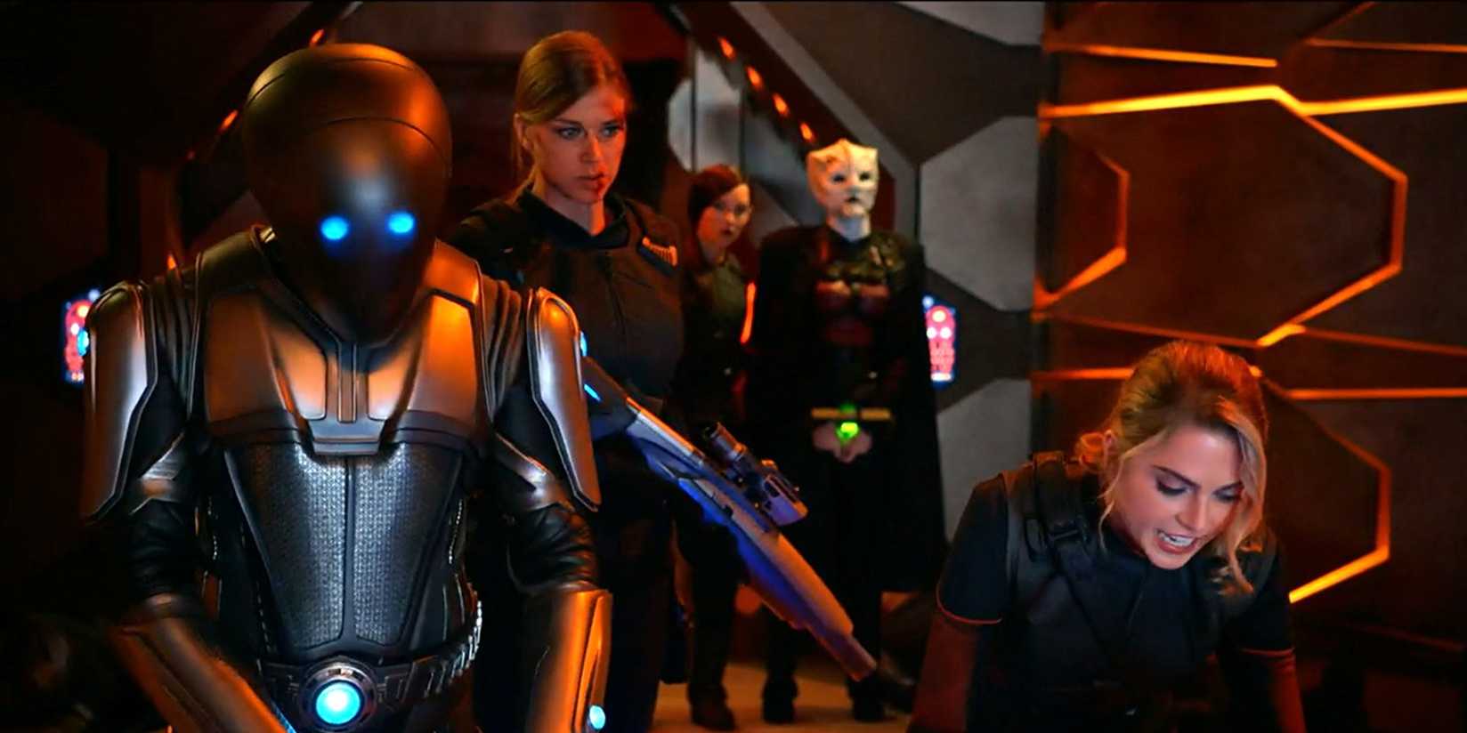 Uzayın derinliklerinde nostaljik bir bilim kurgu yolculuğu