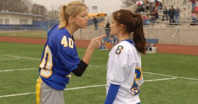 Pitt'in karanlık hikayeleriyle zihnin tadını çıkar