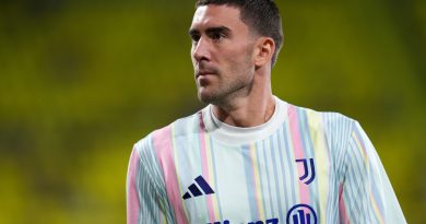 Milan Kostic ile yakın anlaşma nüks ettiriyor, Vlahovic için de