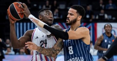 Savaşın izleri, basket sahasına taşındı