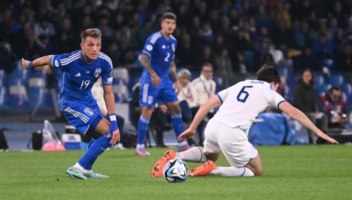 İtalyan takımları İngiliz savunmacıyı izliyor, transfer olabilir mi?