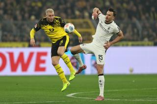 Hayal kırıklığı, Süle transferi yollar ayrıldı, finansal sorunlar