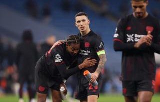 Sol bek kalıyor mu? Leverkusen'de gelecek belirsizliği sürüyor