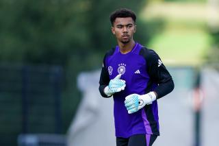 Genç kaleci Regensburg'a, Rochelt ise Bielefeld'e