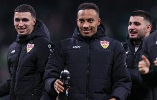 Leweling kaldı, Bournemouth'un planları suya düştü