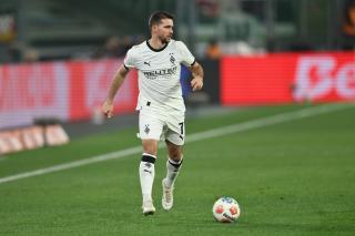 Kaleciyle Stöger arasındaki bağ, Gladbach'ta devam ediyor