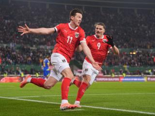 Tecrübeli oyuncu Augsburg'a döndü, Bundesliga'da yeniden!