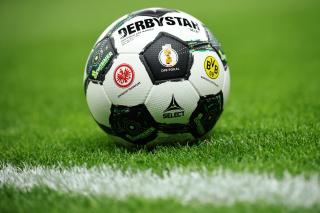 Yeşil sahalarda rekabet, nefesleri kesiyor!