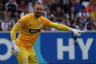 Genç eldiven, yeni bir başlangıca hazır mı?