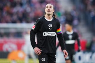 Yine mi sakatlık, Irvine'den kötü haber