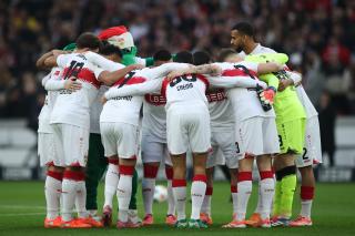 Derbi heyecanı, yeşil sahalarda rekabet başlıyor