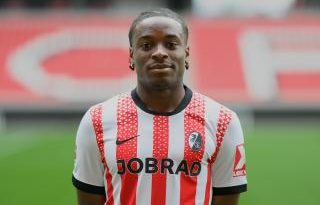 Genç yıldız transferi için Kaiserslautern'in Freiburg'a baskısı sürüyor