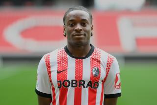 Genç yıldız transferi için Kaiserslautern'in Freiburg'a baskısı sürüyor