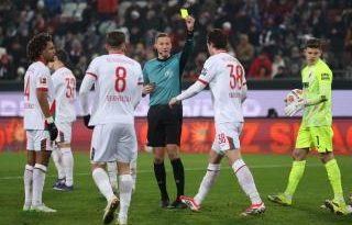 Tesadüf, dostluk, futbol ve rahatlama anı