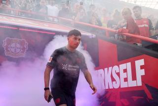 Genç yıldız Gladbach'ta, Leverkusen'e veda