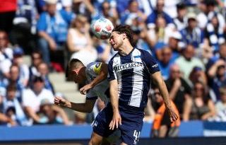 Alanında mücadele, taraftar coşkusu, gol bekler!