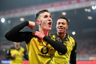 Sarı duvar coştu, Dortmund Bayern'e göz kırptı!