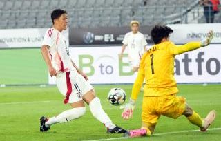 Japon forvet Hamburg'a doğru, St Pauli'de yeni heyecan