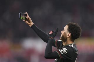 Gol, sevinç, dönüş ve anneden gelen destek!