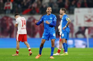 Gelecek vadeden genç yetenek, Leverkusen'de uzun soluklu