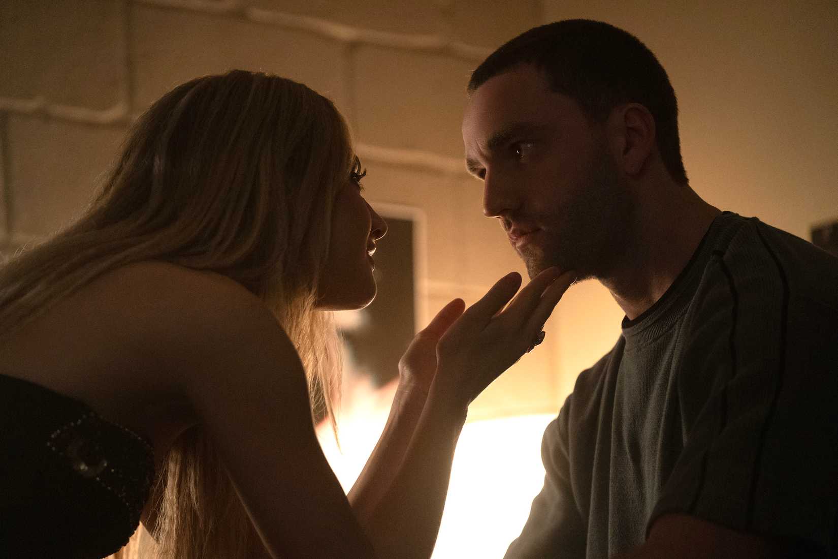 Gizem, yalan ve tehlike sarmalı başlıyor