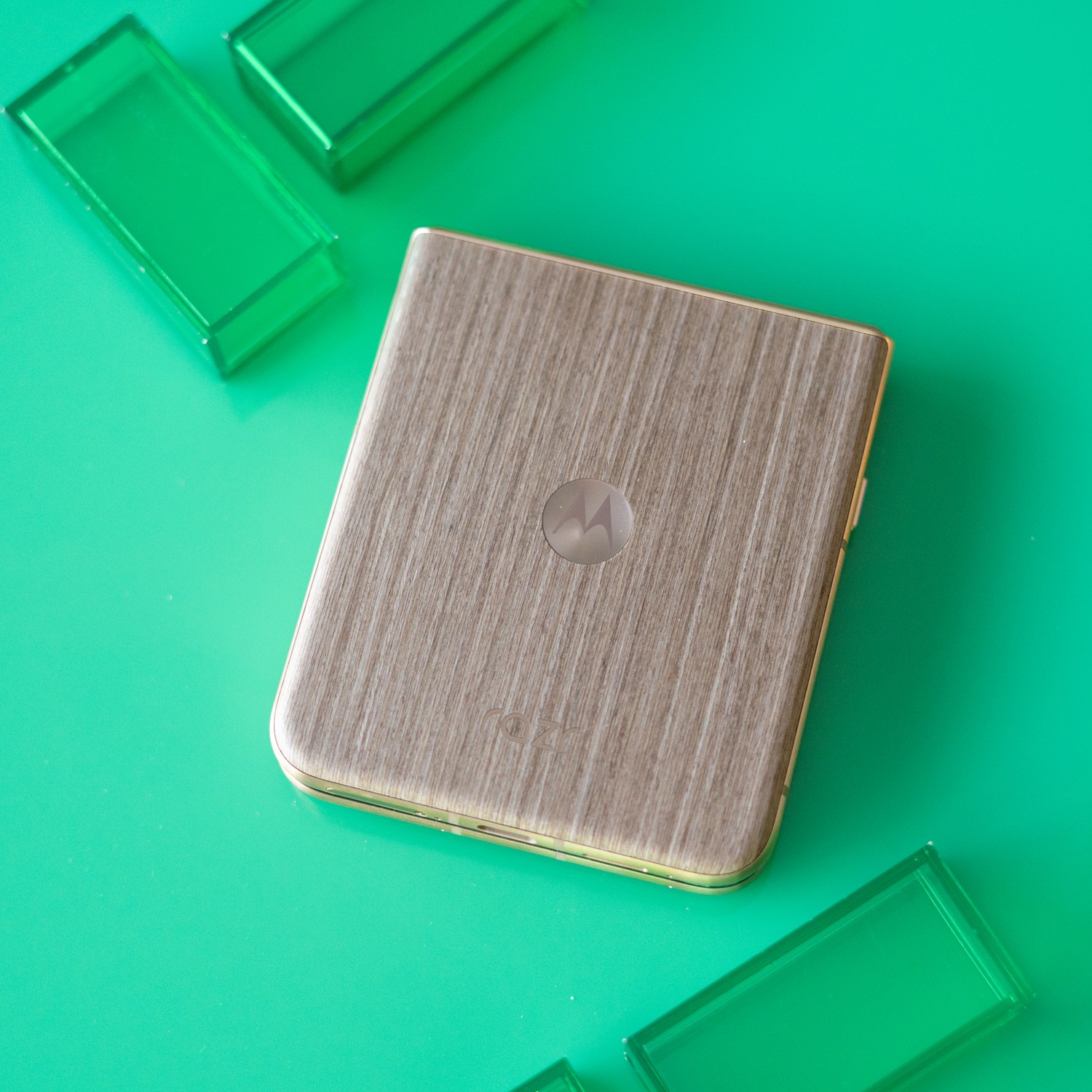 Geleceğin ekranı, cebinde, elinde, hayatında