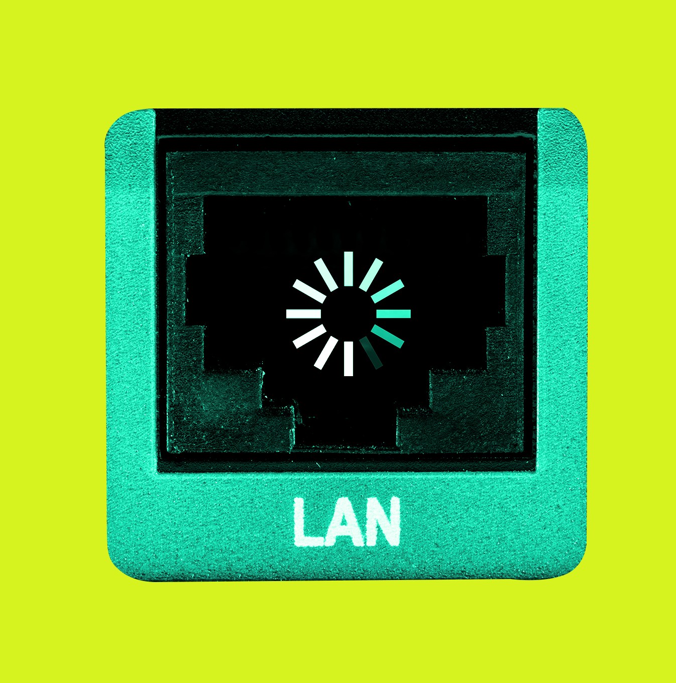 İnternet özgürlüğü geri çekilmek mi, mücadele devam ediyor