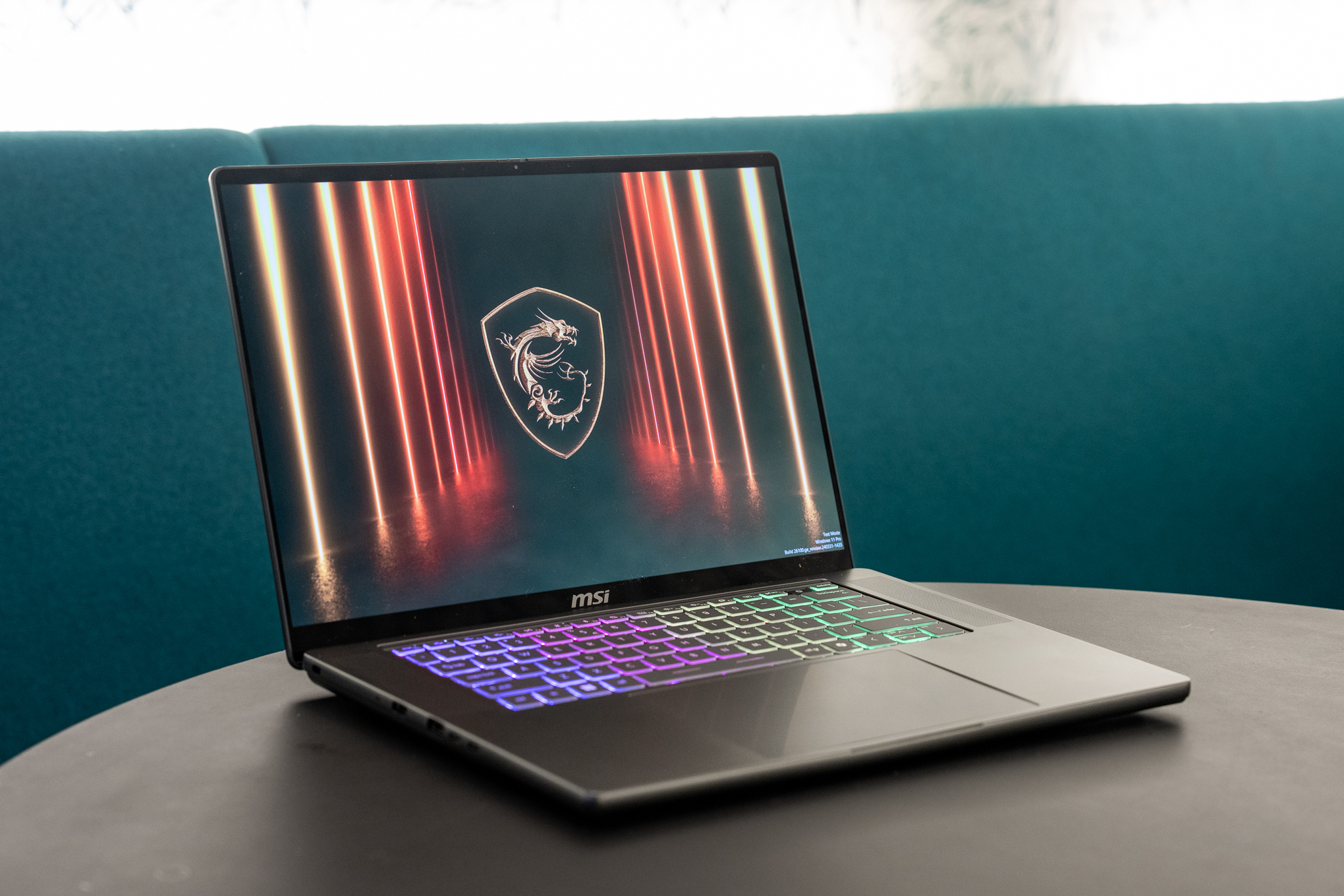 Katlanabilir ekranlar, incecik gövdeler, geleceğin laptop'ları