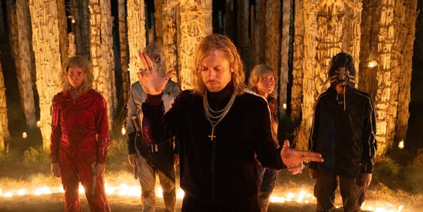 Yeniden doğuş, gerilim, umut ve karanlık bir arada