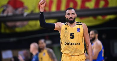 Noua, Aris'te kaldı: Basketbol rüzgarı esti!