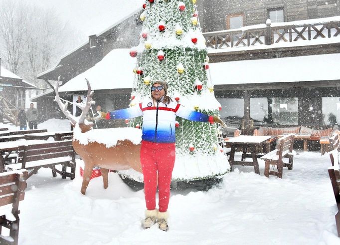 Gülüşler, umut ve eski dostluğun sıcaklığı
