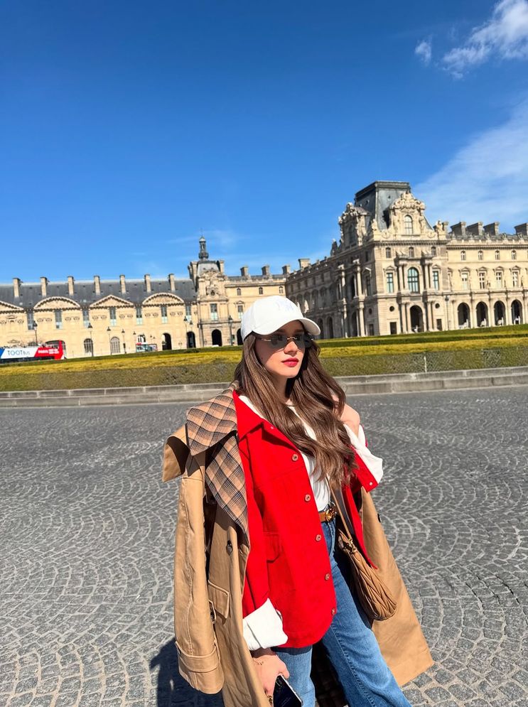 Güneş, deniz, kahkaha ve anılarla dolu bir yıl