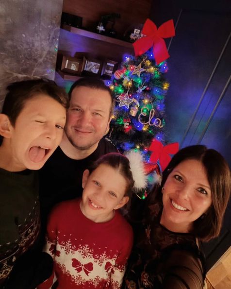 Gülüşler bulaşsın, yeni yıl neşesiyle dolsun