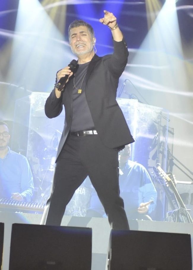 Girne'de ışıklar, müzik, coşku ve yeni bir başlangıç