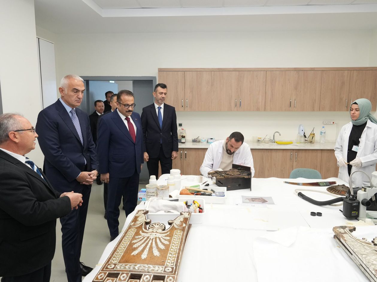 Gelenekle modernlik iç içe, miras yaşatılıyor