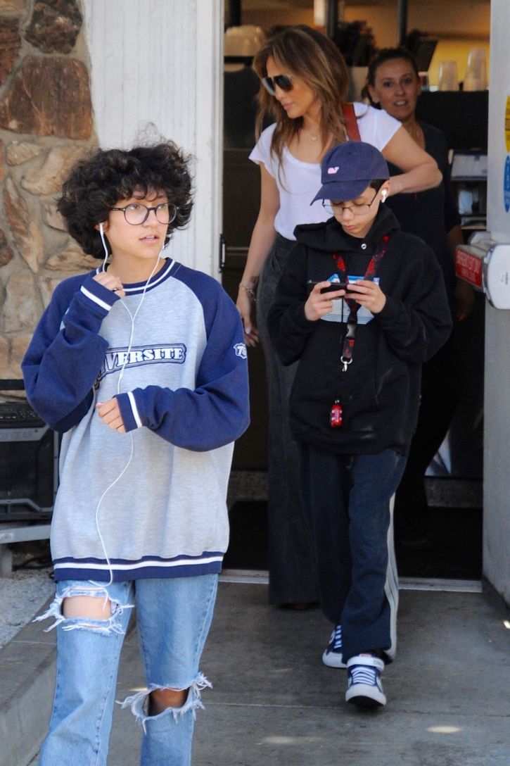 Aşk, gurur, gözyaşı, sahne, ikizler, yılbaşı, anı