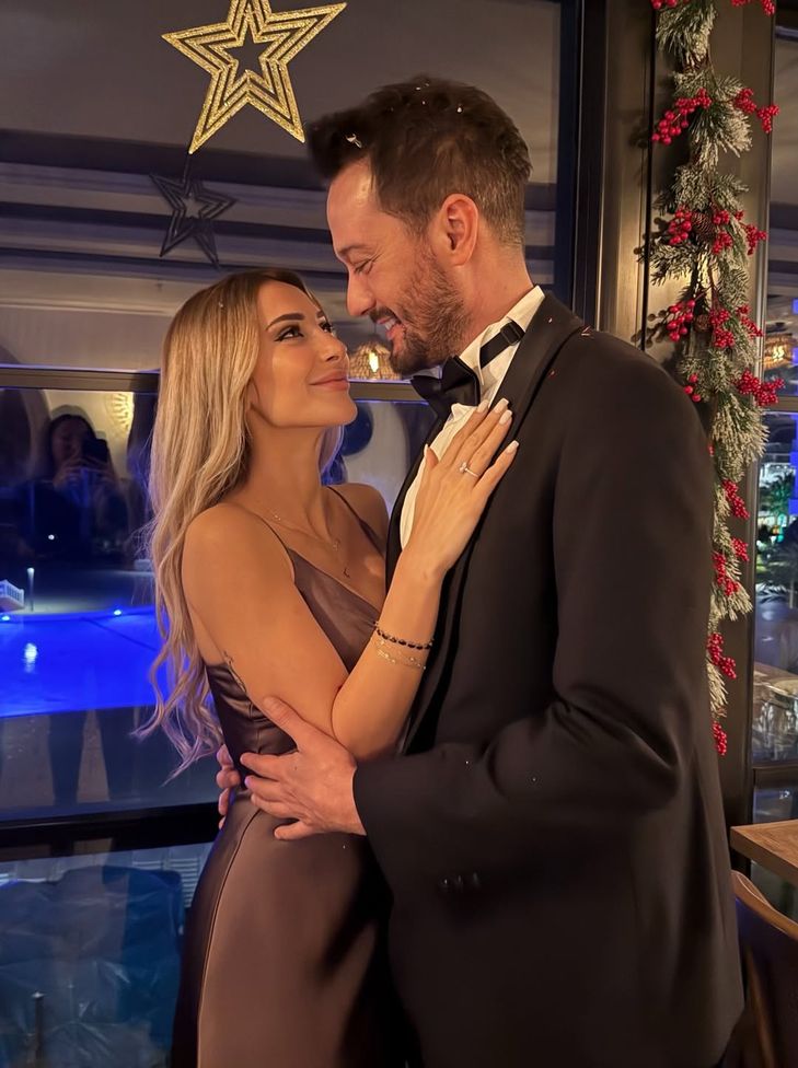 Aşkın resmiyeti, mutlulukla birleşiyor, yeni bir başlangıç!