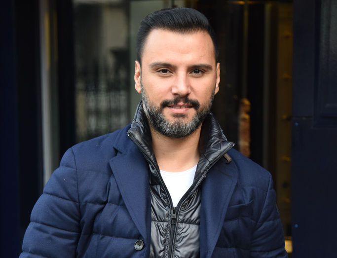 Gülüşüyle iddialara meydan okuyan bir yanıt