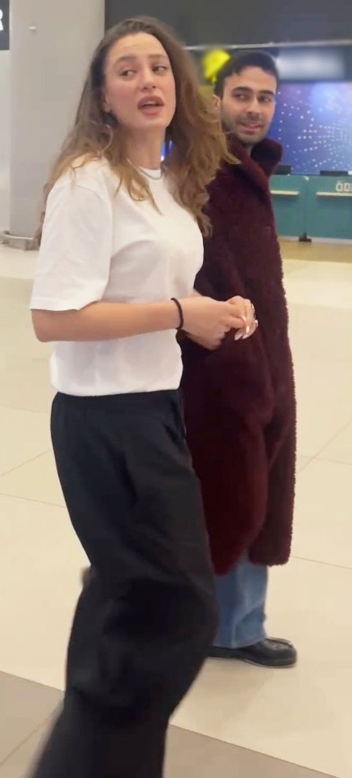 Yorgun ama mutlu, Paris anıları peşinde dönüyorlar