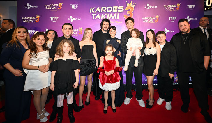 Kahkahalar, gözler, anılar Bir film, bir dostluk hikayesi