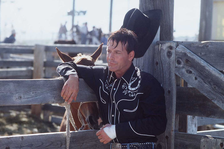 Hayran sevgisi, destek, gurur ve reddetme anı